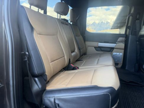 Used 2024 Ford F350 Lariat image 18