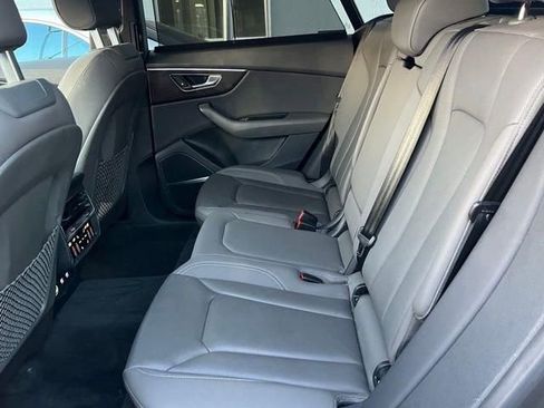 Used 2019 Audi Q8 Prestige AWD/4WD image 18