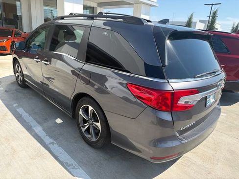 Used 2018 Honda Odyssey Touring image 15