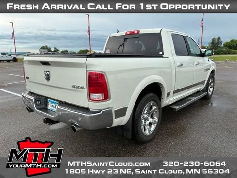 Used 2018 RAM 1500 Laramie w/ Convenience Group AWD/4WD image 8