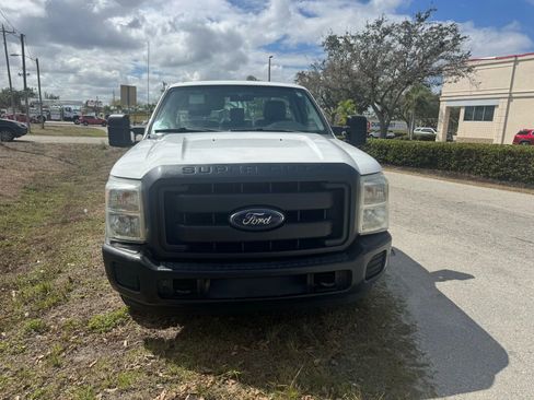 Used 2015 Ford F250 XL image 2