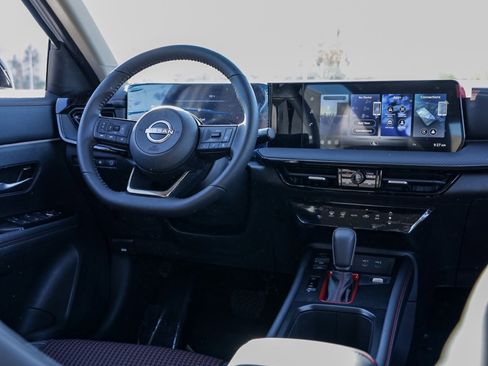 New 2026 Nissan Kicks SR image 22