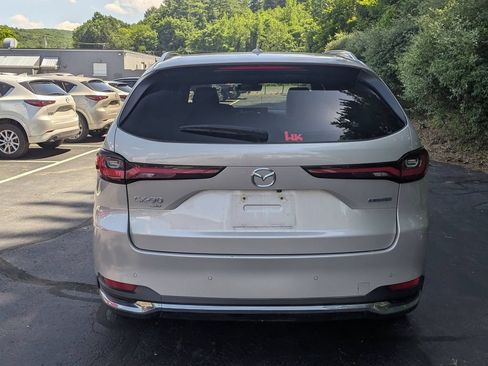Used 2024 MAZDA CX-90 Plug-In Hybrid w/ Premium Plus AWD/4WD image 3