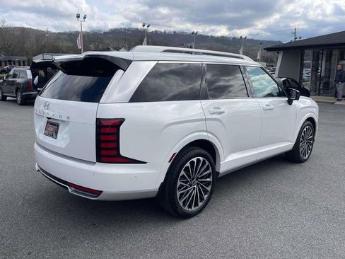 New 2026 Hyundai Palisade Calligraphy FWD image 24