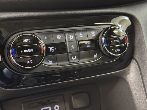 Used 2023 Buick Encore GX Essence w/ Advanced Technology Package image 42