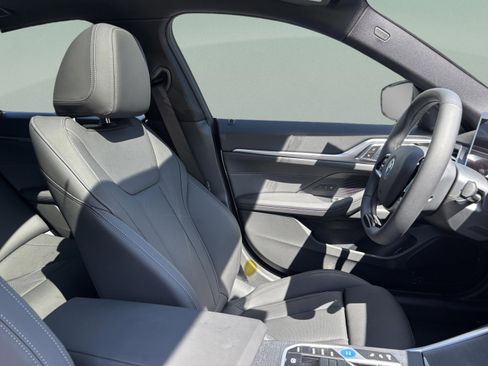 New 2026 BMW i4 eDrive40 w/ Parking Assistance Package RWD image 25