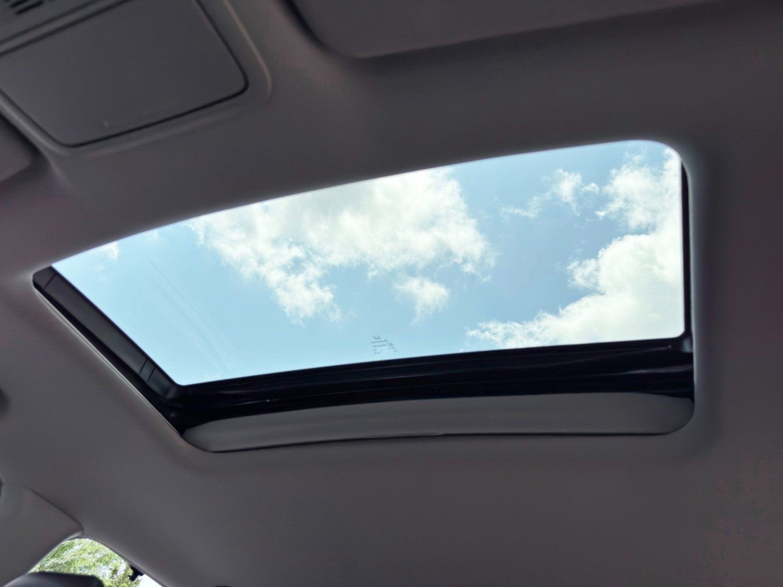 Used 2022 Honda Pilot EX-L image 11