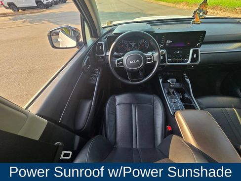 Used 2022 Kia Sorento S w/ Panoramic Sunroof Package FWD image 15