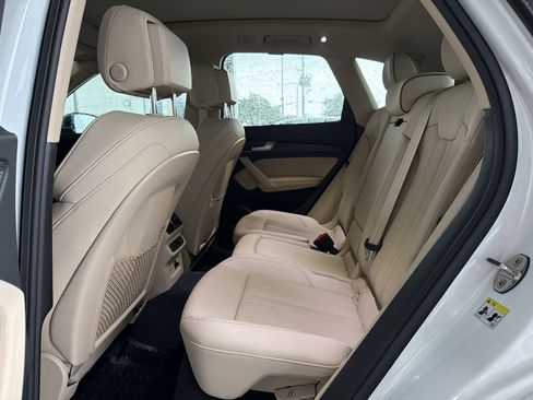 Certified 2023 Audi Q5 2.0T Premium Plus w/ Premium Plus Package AWD/4WD image 14