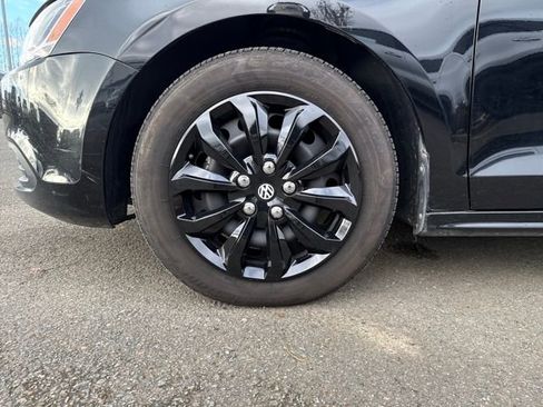 Used 2014 Volkswagen Jetta SE image 24