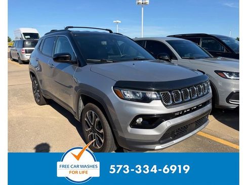 Used 2024 Jeep Compass Limited AWD/4WD image 1