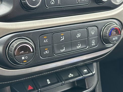 Used 2021 GMC Canyon Elevation w/ Trailering Package AWD/4WD image 19