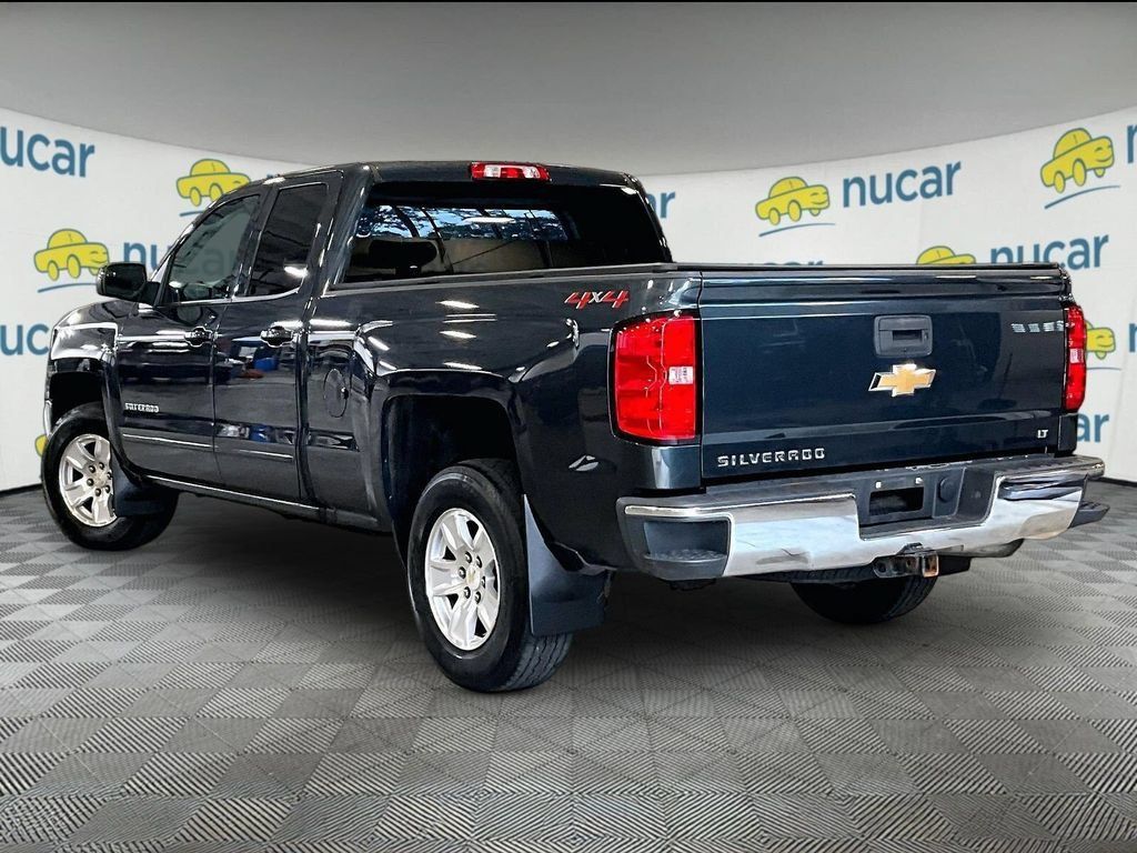 Used 2018 Chevrolet Silverado 1500 LT w/ All Star Edition AWD/4WD image 4