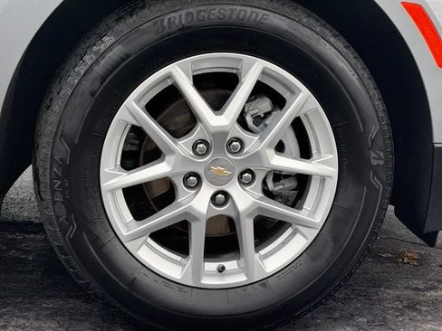 Used 2023 Chevrolet Equinox LT AWD/4WD image 10