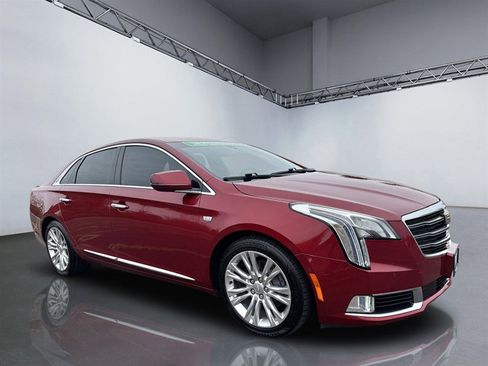 Used 2019 Cadillac XTS Luxury image 8