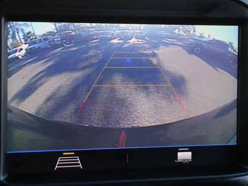 Used 2021 Chevrolet Silverado 1500 LT Trail Boss w/ Bed Protection Package image 28