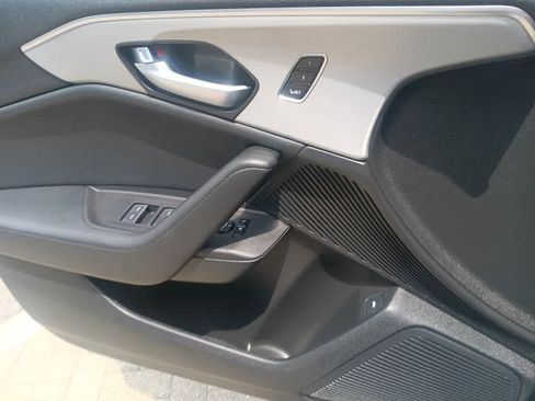 Used 2023 Acura TLX FWD image 13