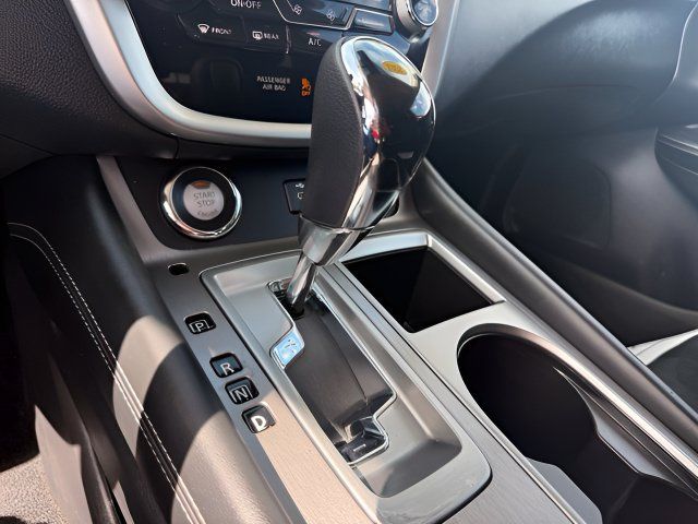 Used 2021 Nissan Murano SV AWD/4WD image 17