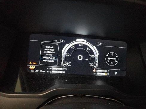Used 2025 Toyota Tundra Platinum AWD/4WD image 13
