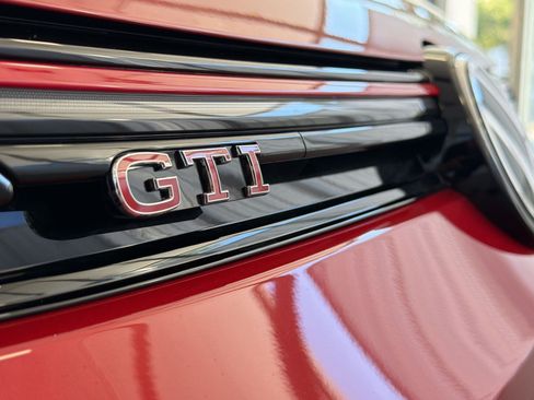 New 2026 Volkswagen Golf SE FWD image 35