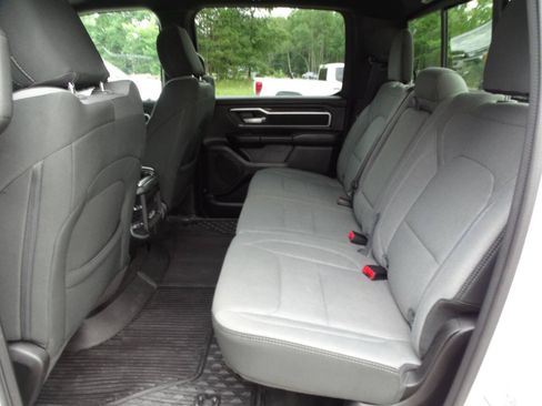Used 2023 RAM 1500 4x4 Crew Cab Big Horn image 39