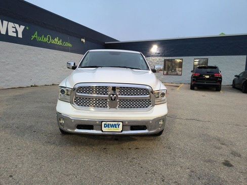 Used 2017 RAM 1500 Laramie w/ Convenience Group image 8