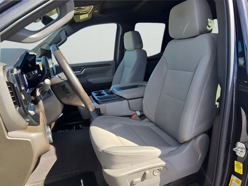 Used 2023 Chevrolet Silverado 1500 LT image 29