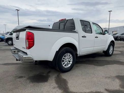 Used 2021 Nissan Frontier SV w/ SV Utility Package image 8