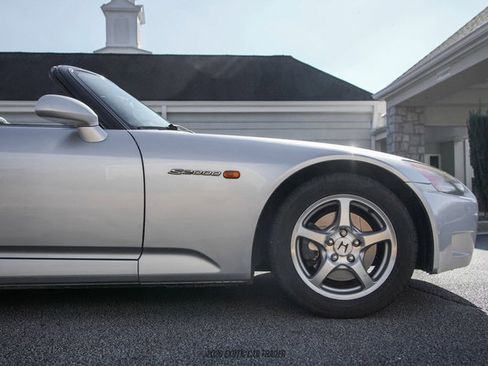 Used 2002 Honda S2000 image 11
