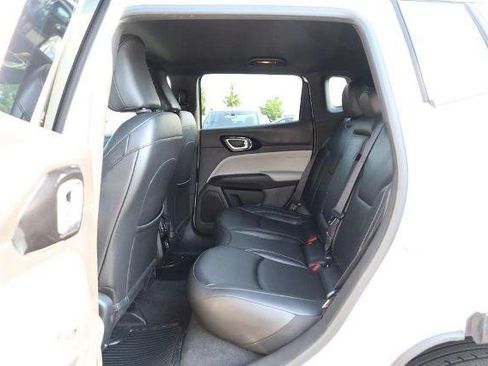 Used 2025 Jeep Compass Limited AWD/4WD image 20