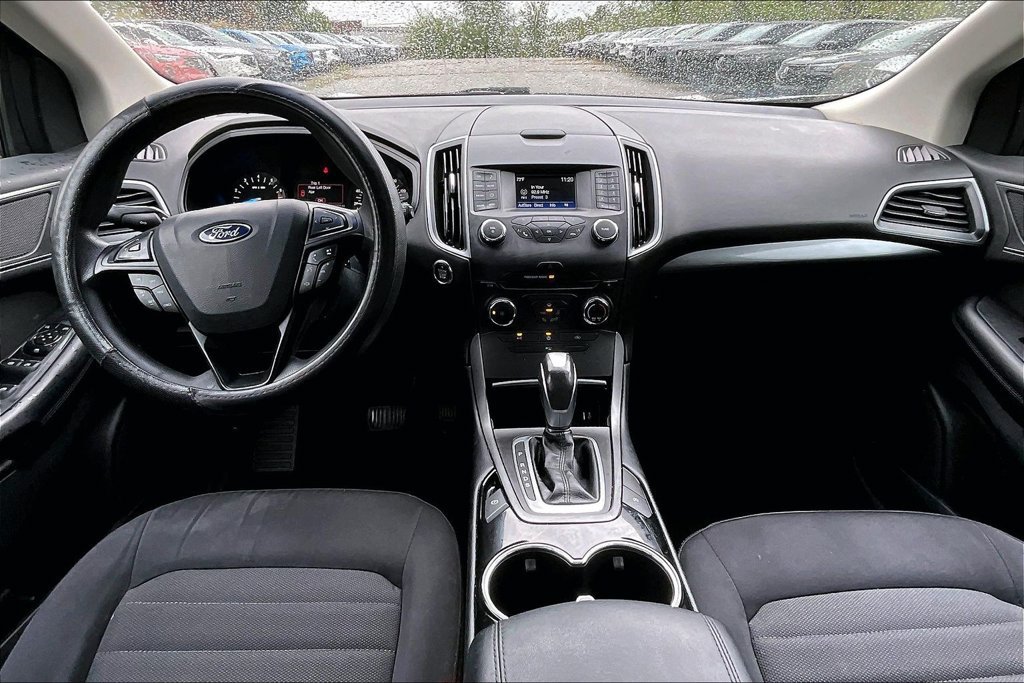 Used 2016 Ford Edge SE FWD image 14