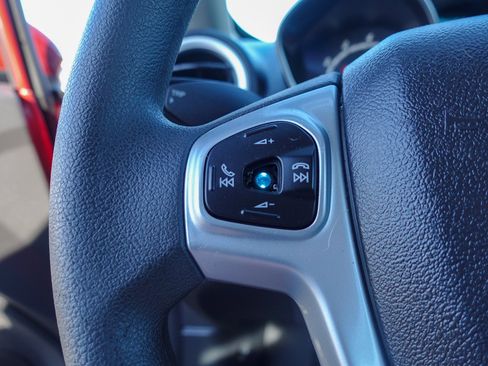 Used 2017 Ford Fiesta SE image 14