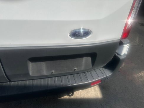 Used 2021 Ford Transit 350 XLT image 32