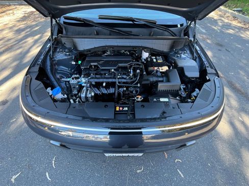 Used 2025 Hyundai Kona SEL image 32