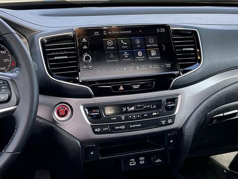 Certified 2024 Honda Ridgeline RTL image 38