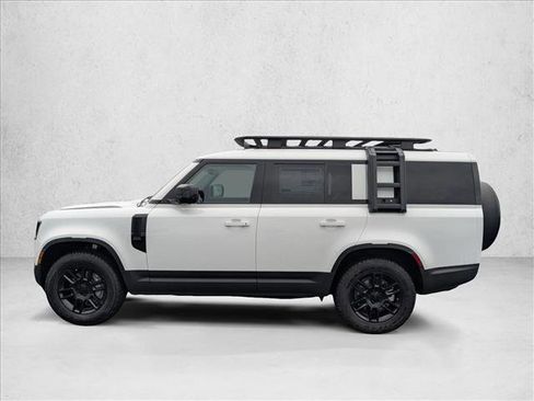 New 2026 Land Rover Defender 130 S image 5