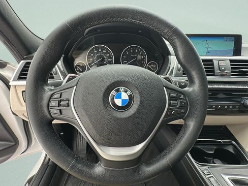 Used 2016 BMW 328i xDrive Sedan AWD/4WD image 14
