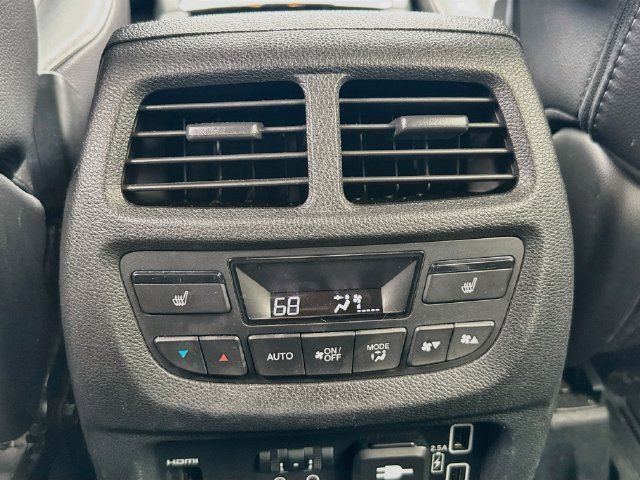 Used 2022 Honda Pilot Touring image 32
