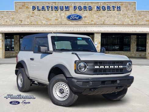 New 2026 Ford Bronco 2-Door AWD/4WD image 1