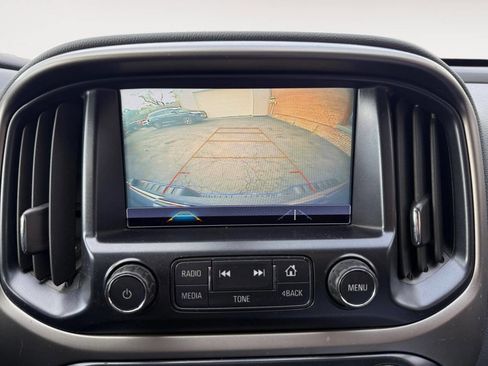 Used 2018 Chevrolet Colorado Z71 image 19