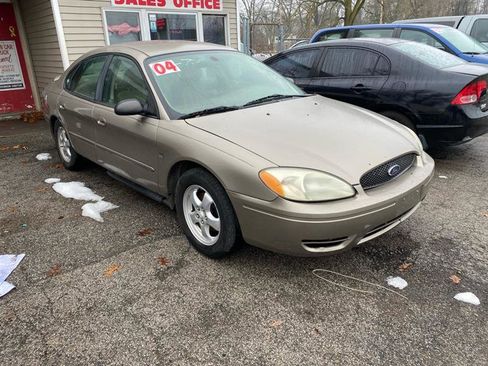 Used 2004 Ford Taurus SES image 15