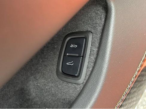 Used 2022 Chevrolet Corvette Stingray Preferred Cpe w/ Z51 Performance Package RWD image 29