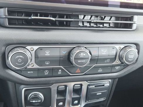 New 2026 Jeep Wrangler Sport image 25