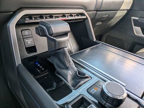Used 2023 Toyota Sequoia Platinum AWD/4WD image 19