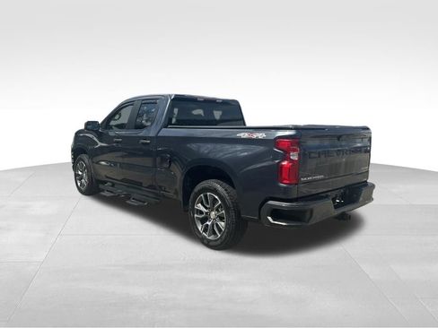 Used 2022 Chevrolet Silverado 1500 Custom w/ Safety Confidence Package AWD/4WD image 31
