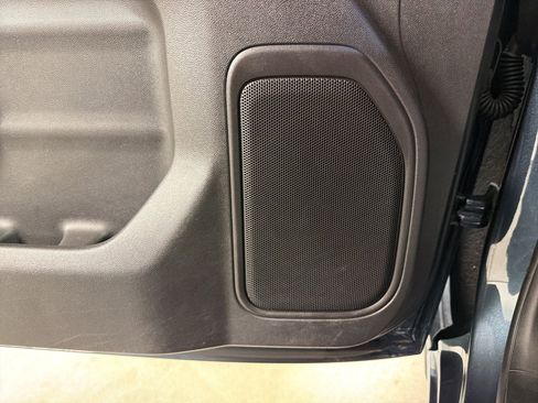 Used 2021 Chevrolet Silverado 1500 RST w/ Bed Protection Package image 21