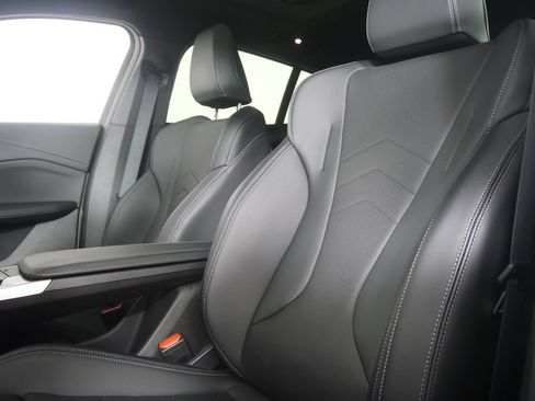 Certified 2026 BMW X2 xDrive28i AWD/4WD image 10