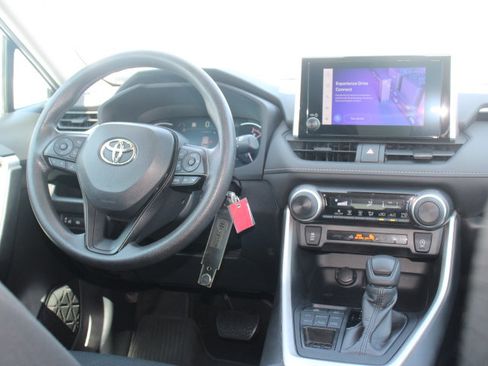 Certified 2024 Toyota RAV4 LE AWD/4WD image 22