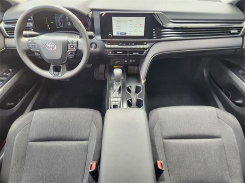 Used 2026 Toyota Camry LE w/ Convenience Package FWD image 28