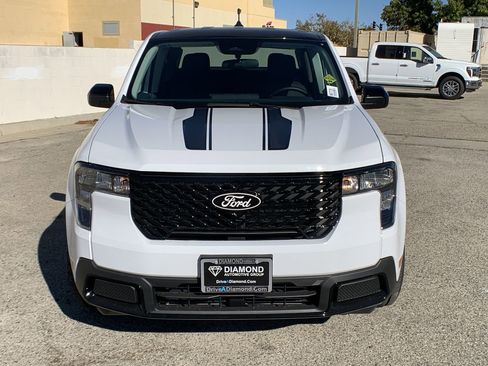 New 2025 Ford Maverick XLT w/ XLT Luxury Package image 3